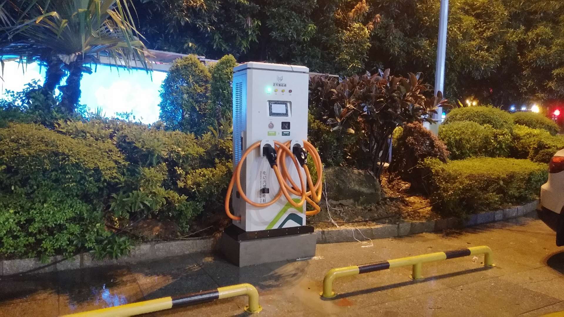 2025新澳门原料免费宝典