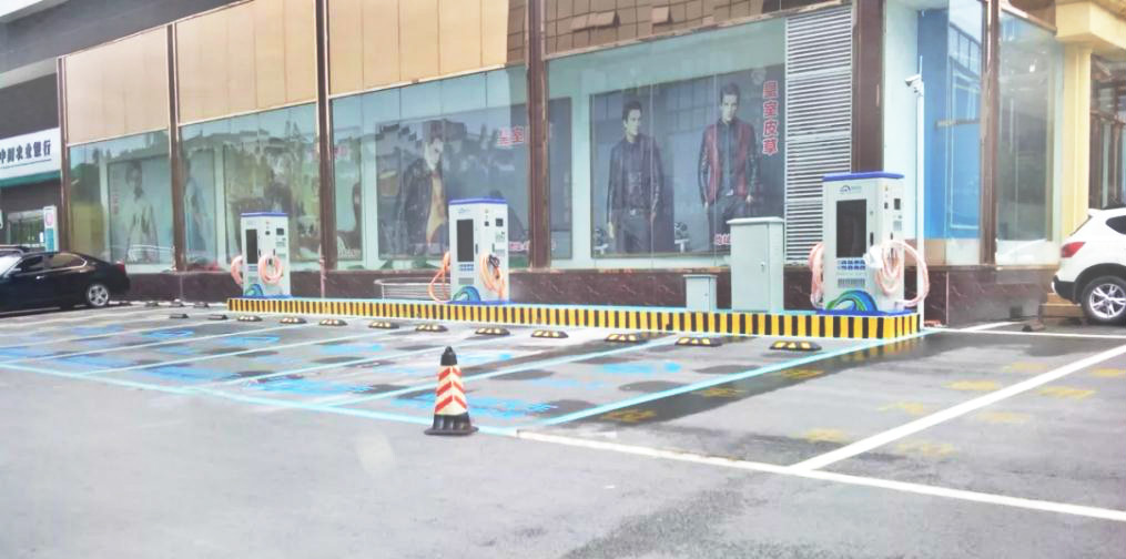 2025新澳门原料免费宝典