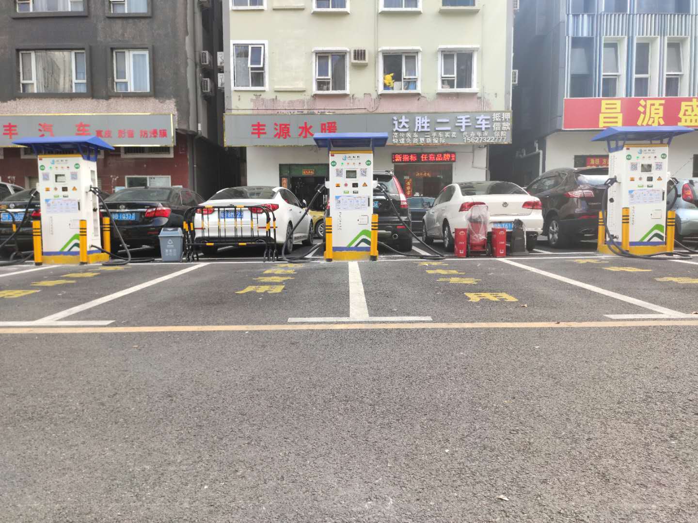 2025新澳门原料免费宝典