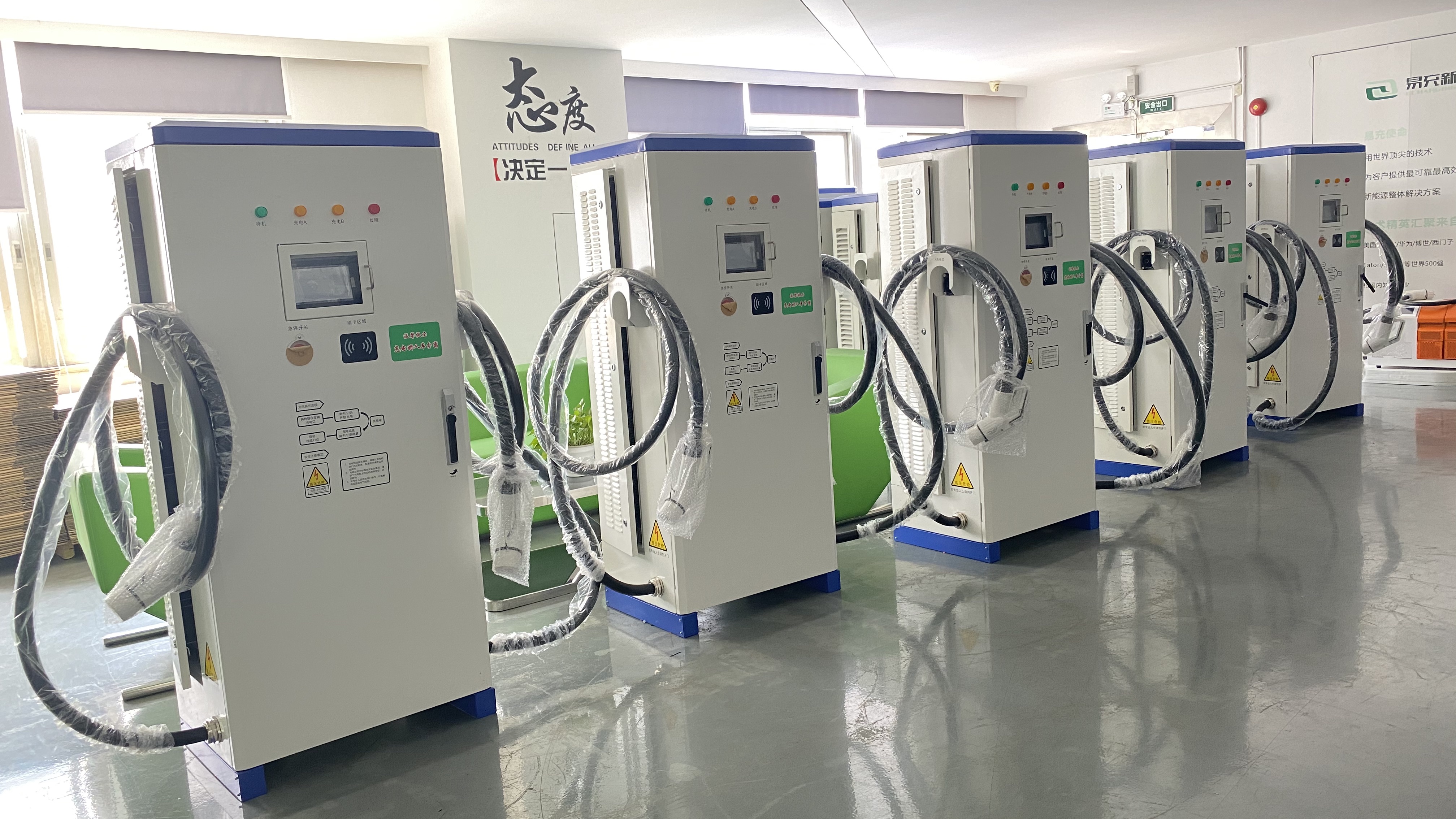2025新澳门原料免费宝典