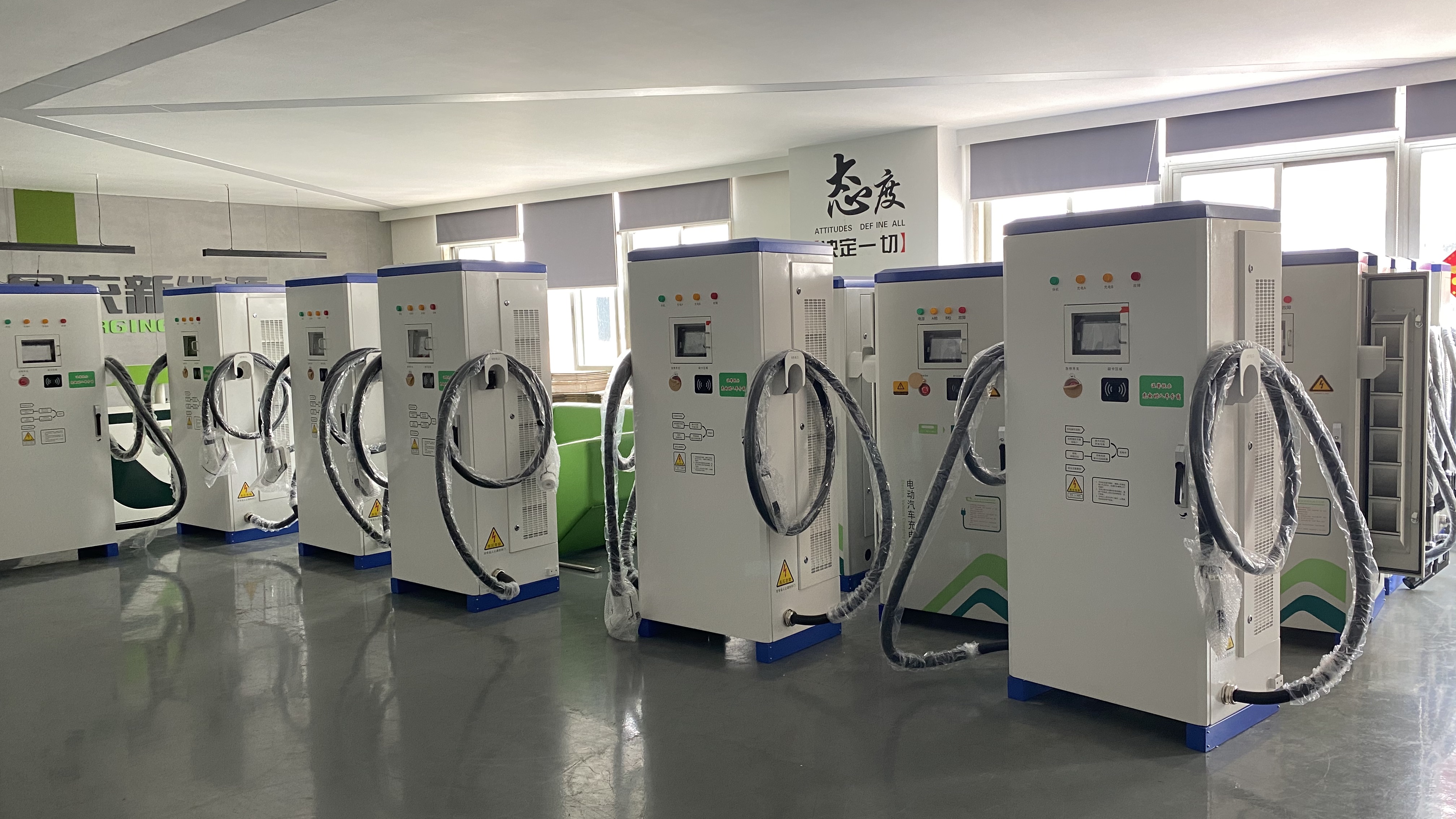 2025新澳门原料免费宝典