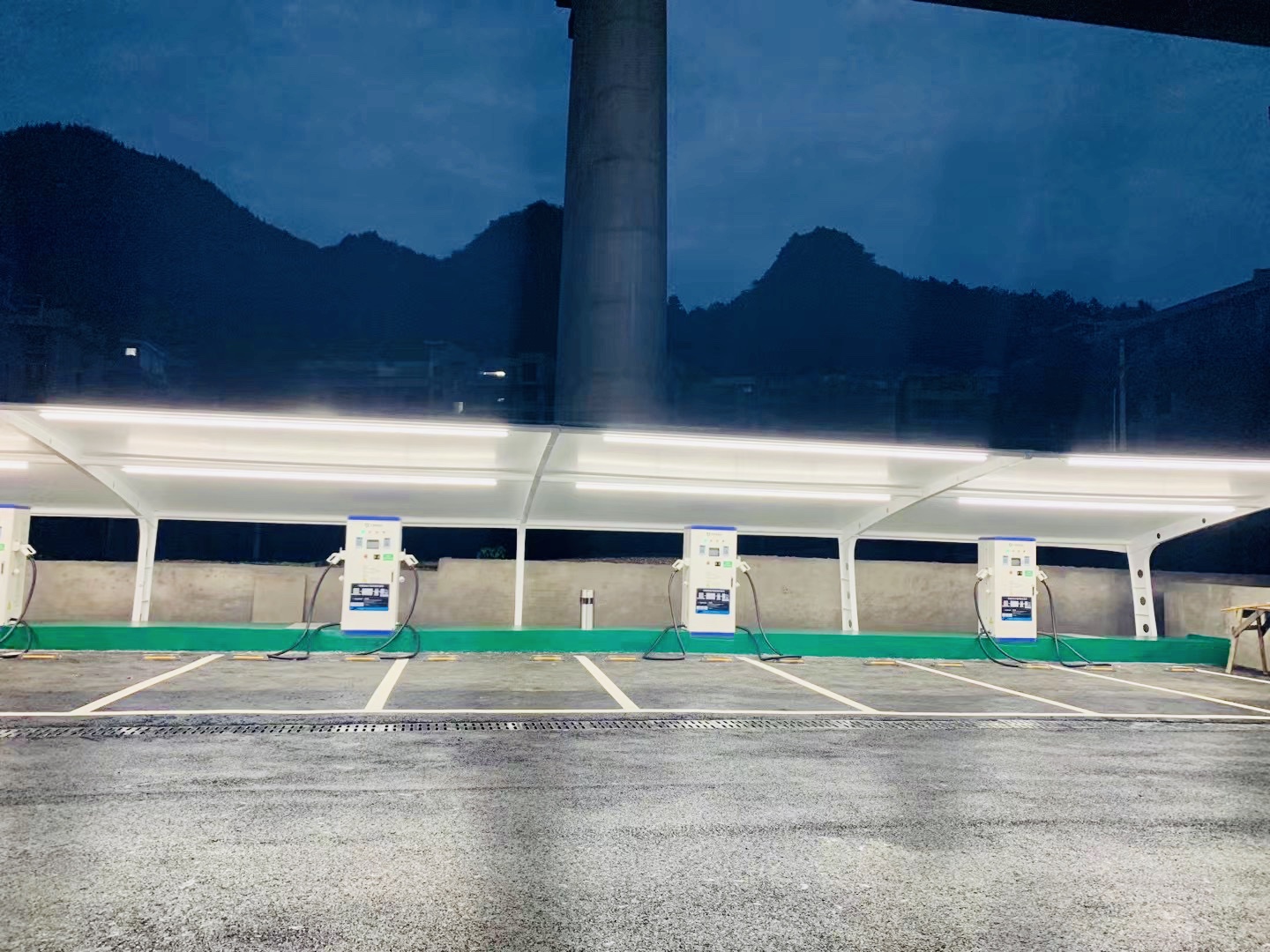 2025新澳门原料免费宝典