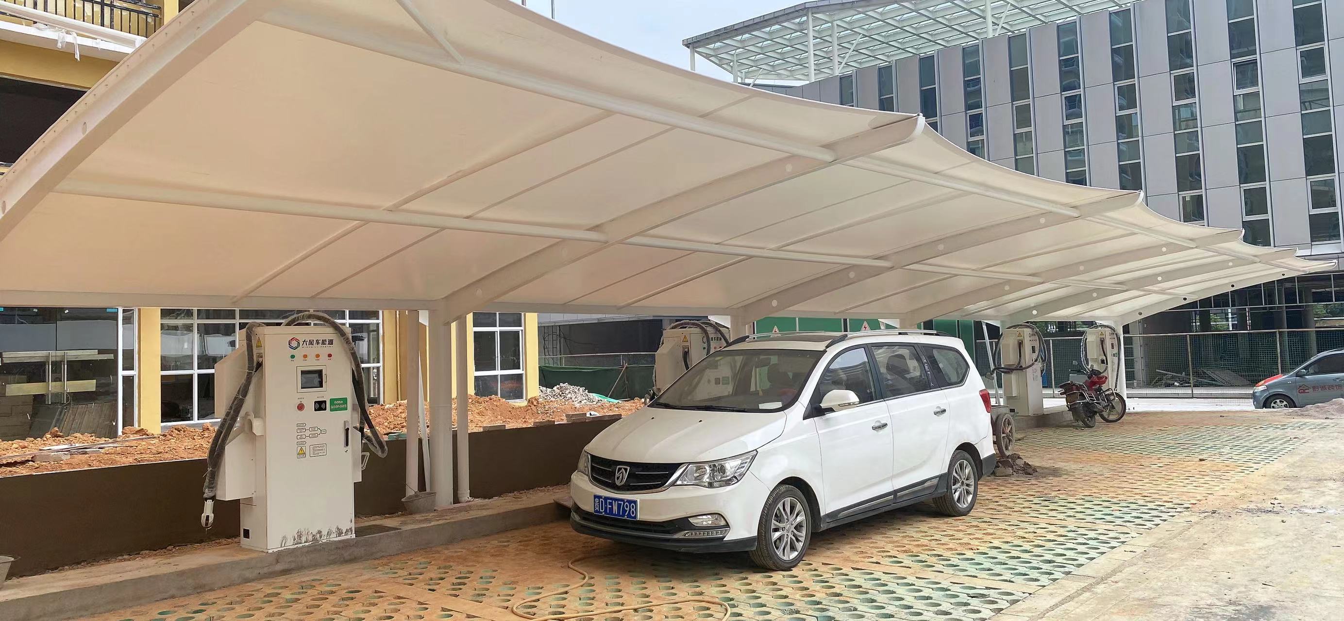 2025新澳门原料免费宝典
