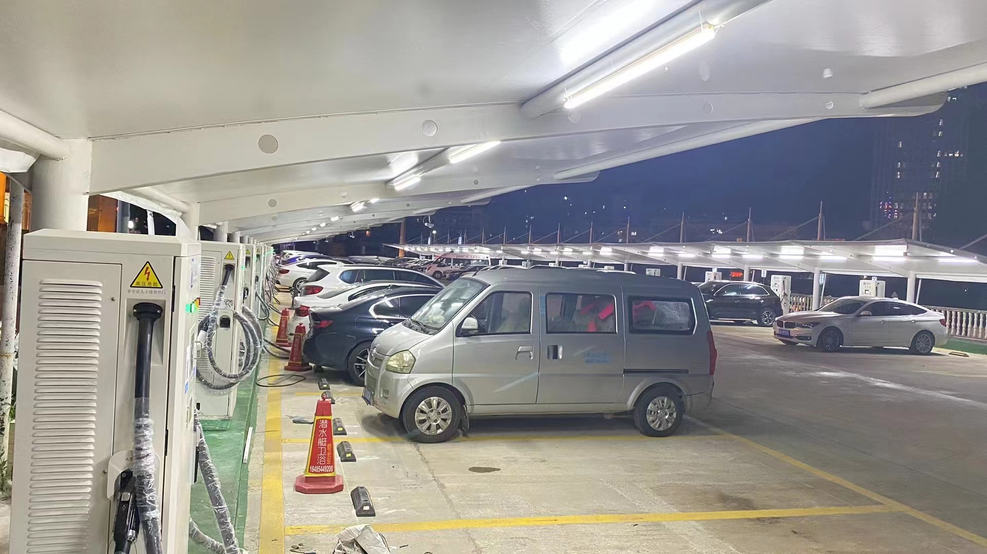 2025新澳门原料免费宝典