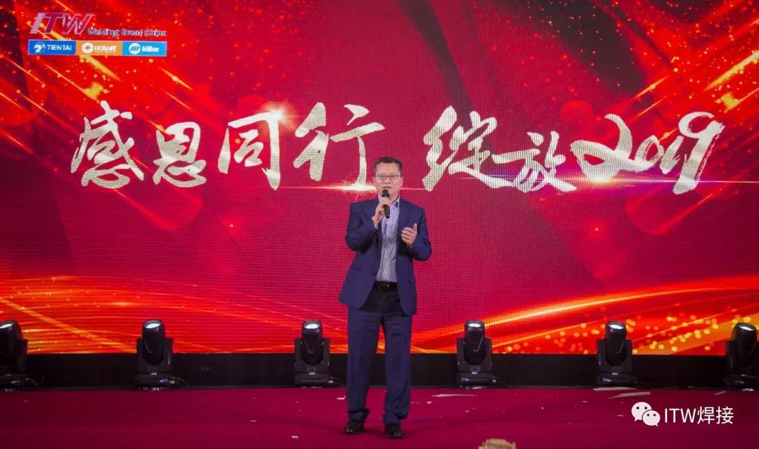 2025新澳门原料免费宝典