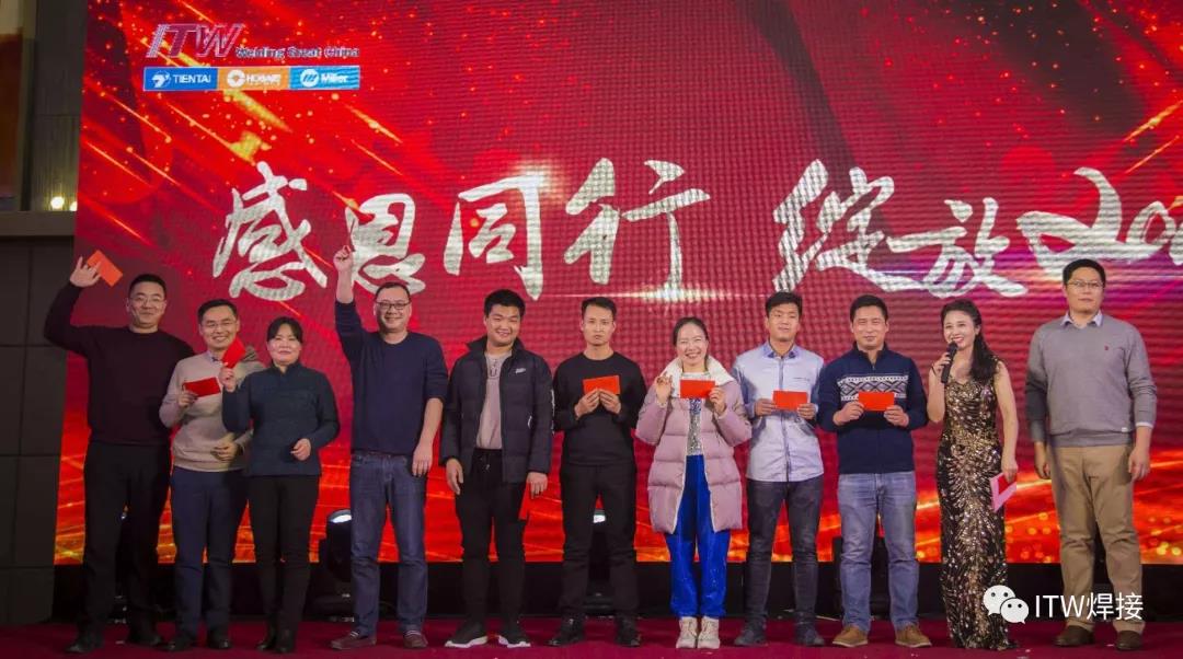 2025新澳门原料免费宝典