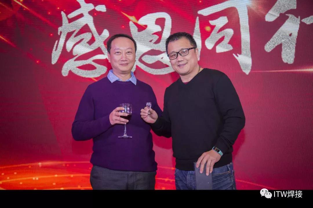 2025新澳门原料免费宝典