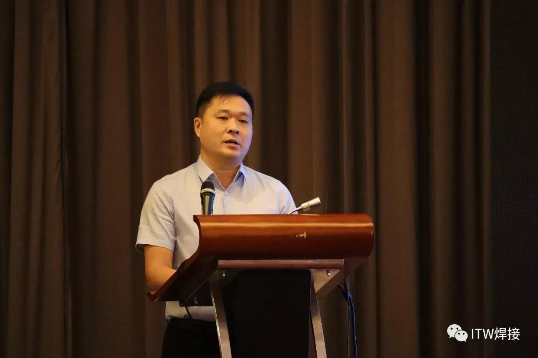 2025新澳门原料免费宝典