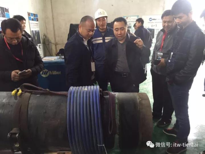 2025新澳门原料免费宝典