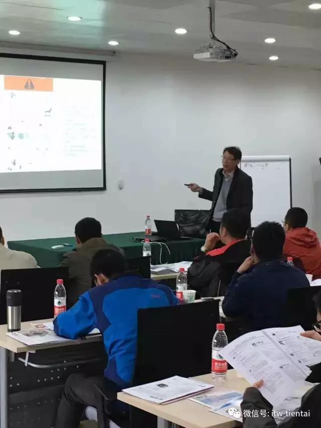 2025新澳门原料免费宝典