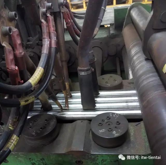 2025新澳门原料免费宝典