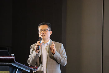 2025新澳门原料免费宝典